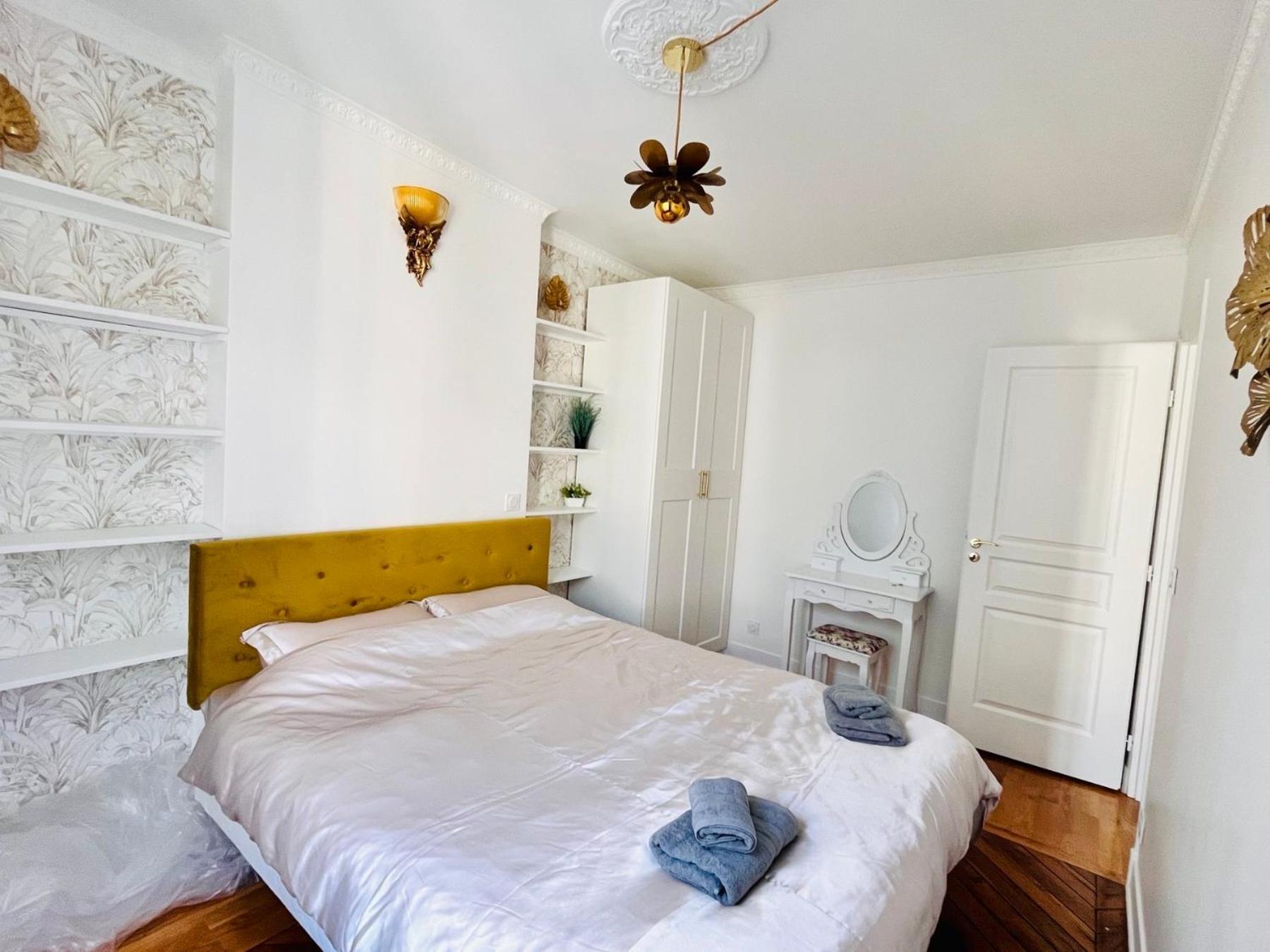 Paris Rare Pearl 5E Notre Dame Saint Michel Apartment Exterior photo